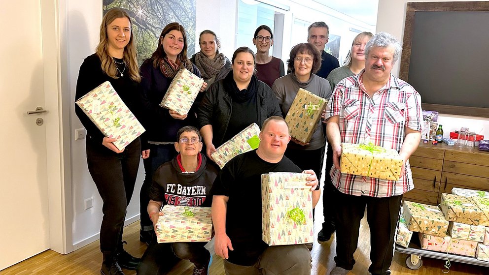 Weihnachtsaktion für Bedürftige gemeinsam mit dem Club 82 und dem Guglehupf Offenburg
