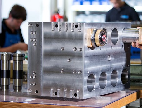 BENZ stationäre Mehrspindelköpfe für die Zerspanung von Metall