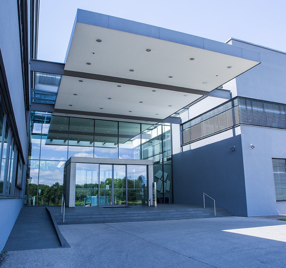 Worldwide expertise with 400 years of experience and more than 18,500 employees