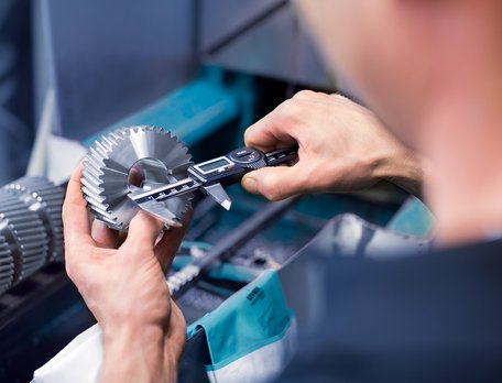 Hänel Zahnradfabrik – Maßgenauigkeit und stete Überprüfung