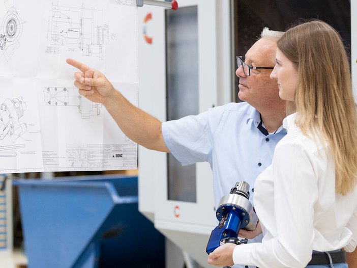 Karriere bei BENZ Tooling: Hochschulpraktikum, Abschlussarbeit, Werkstudium